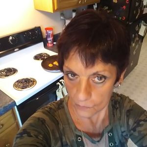 Meet your Posher, Janis